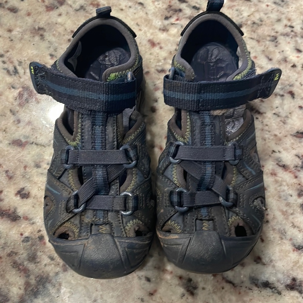 Merrell Select Grip Outdoor Shoes
